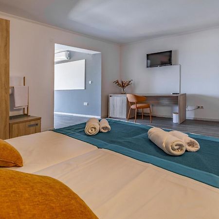 Hotel Koral 메덜린 외부 사진