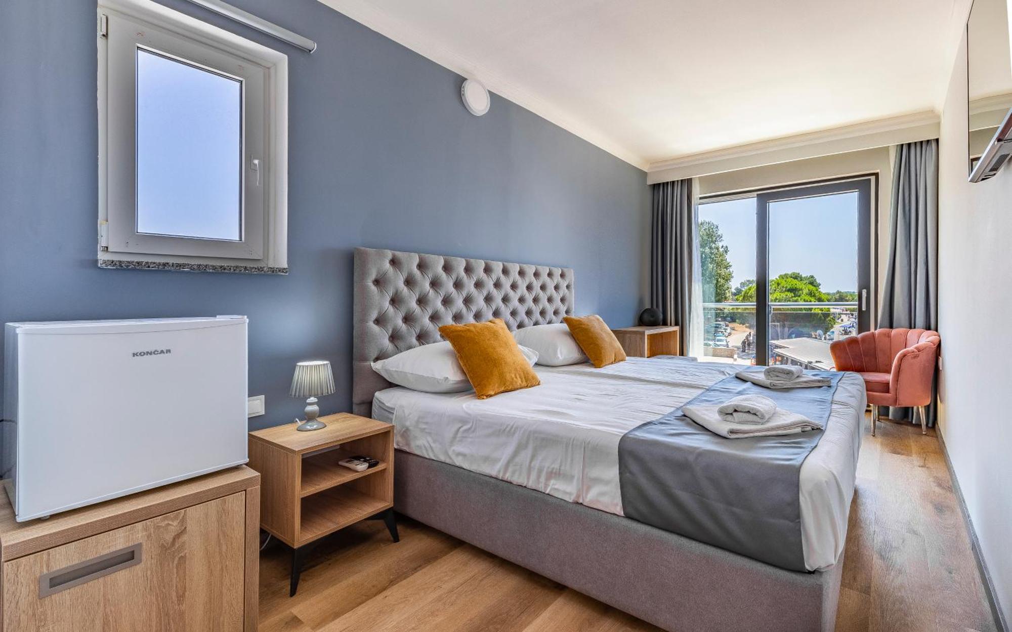 Hotel Koral 메덜린 외부 사진