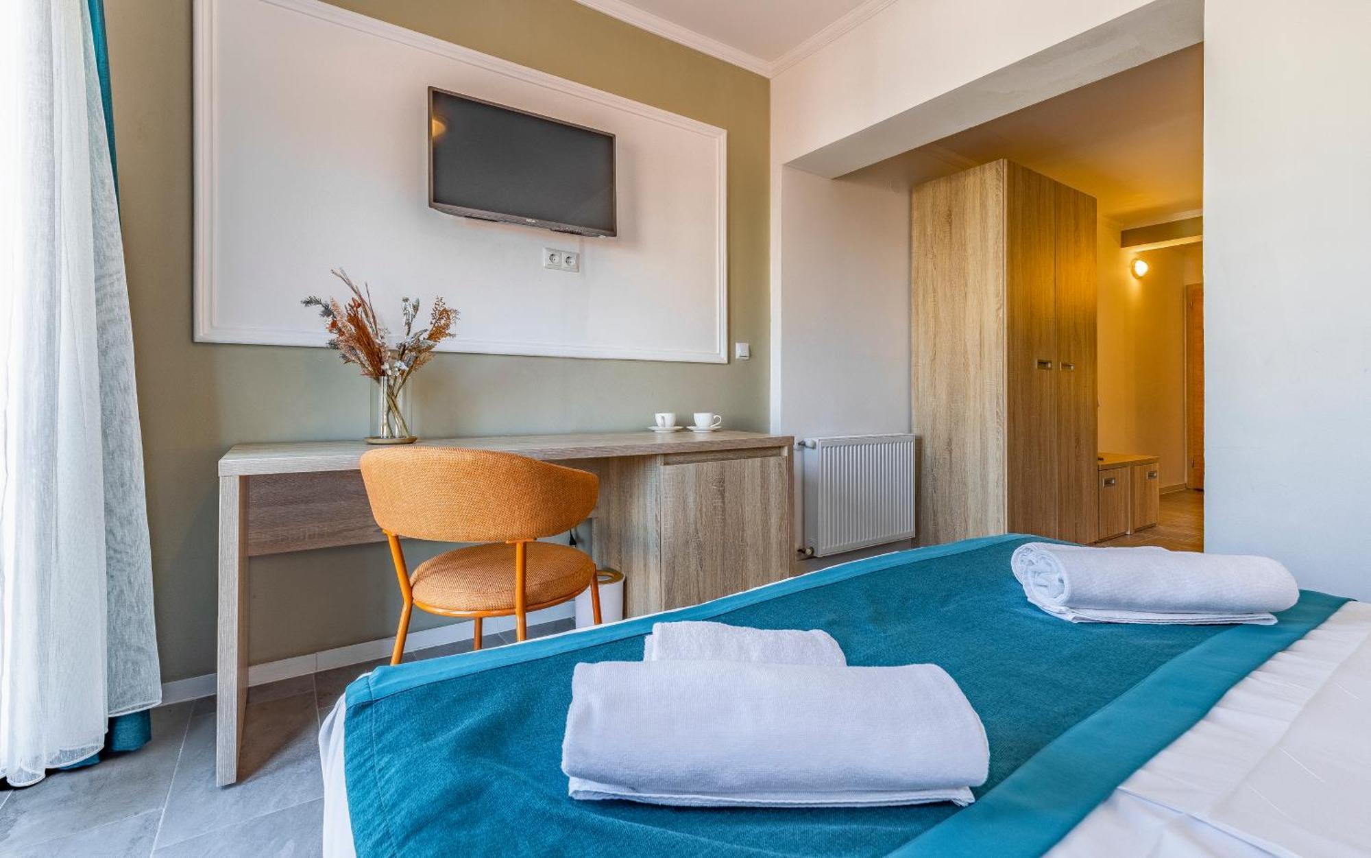 Hotel Koral 메덜린 외부 사진
