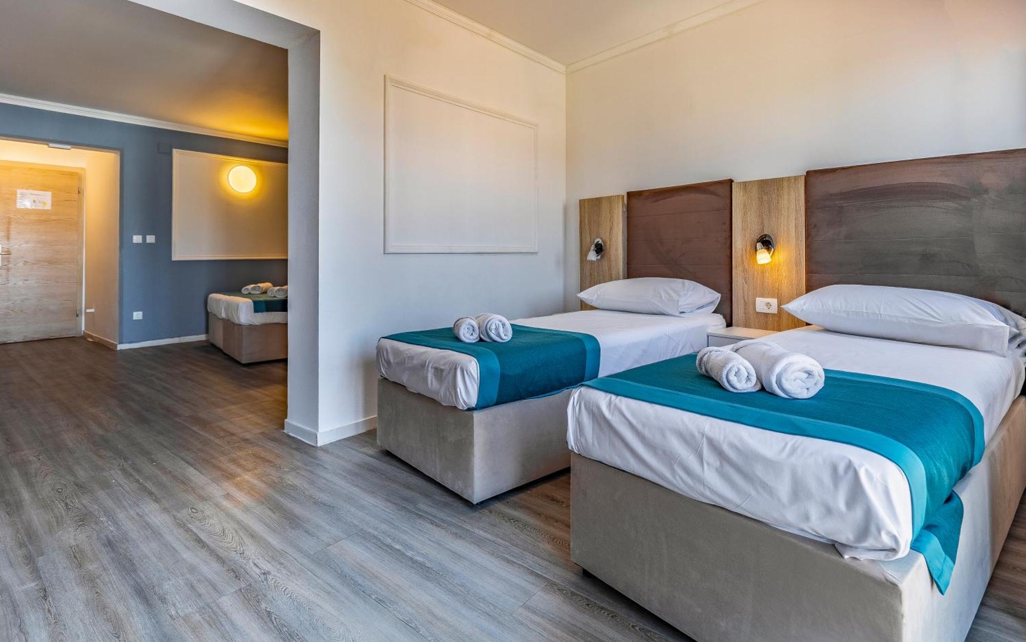 Hotel Koral 메덜린 외부 사진